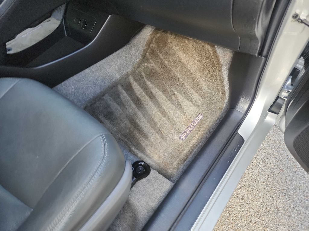 Used 2012 Toyota Prius Two FWD image 29