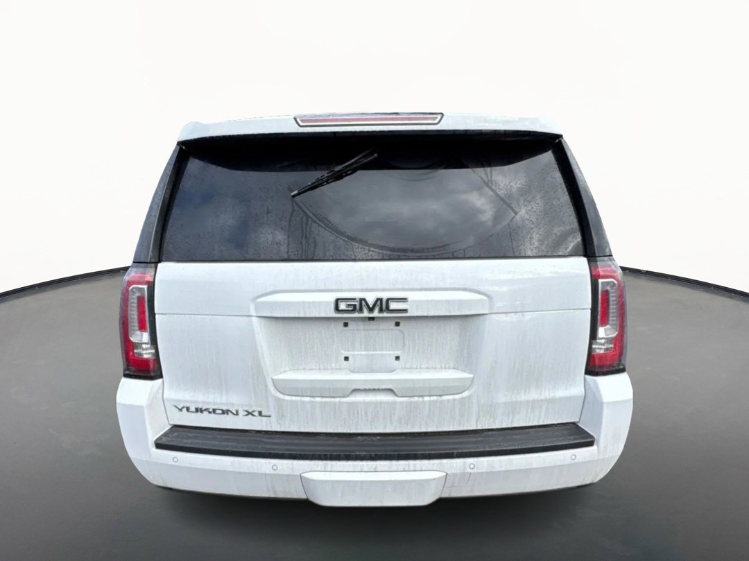 Used 2020 GMC Yukon XL SLT w/ HD Trailering Package image 4