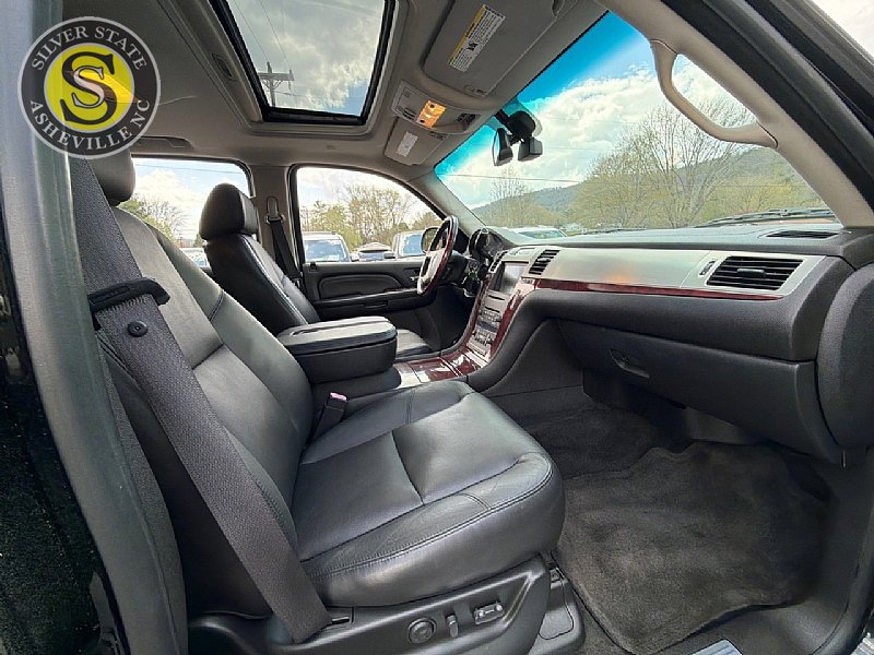 Used 2009 Cadillac Escalade EXT AWD/4WD image 15