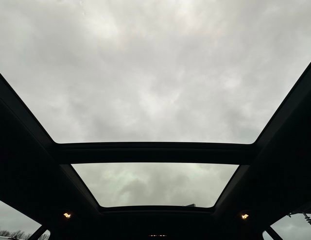 Certified 2025 Mercedes-Benz GLS 450 4MATIC image 19