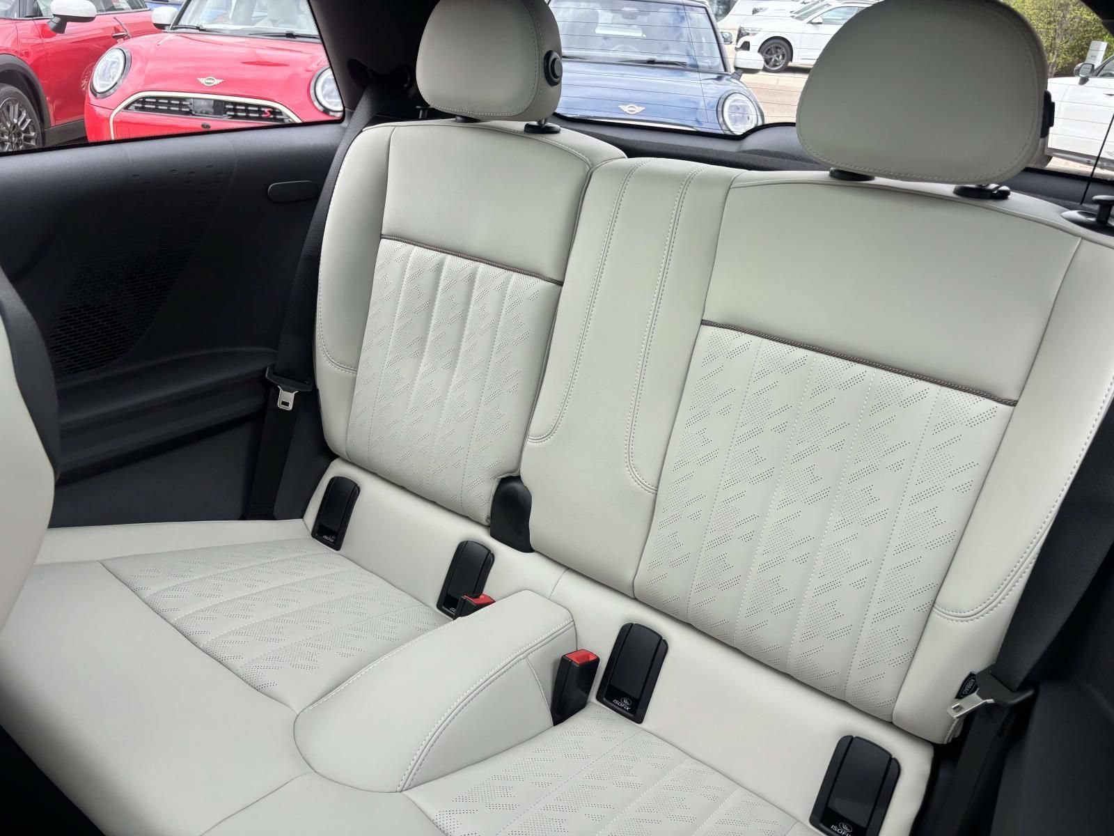 New 2026 MINI Cooper 2-Door Hardtop FWD image 27