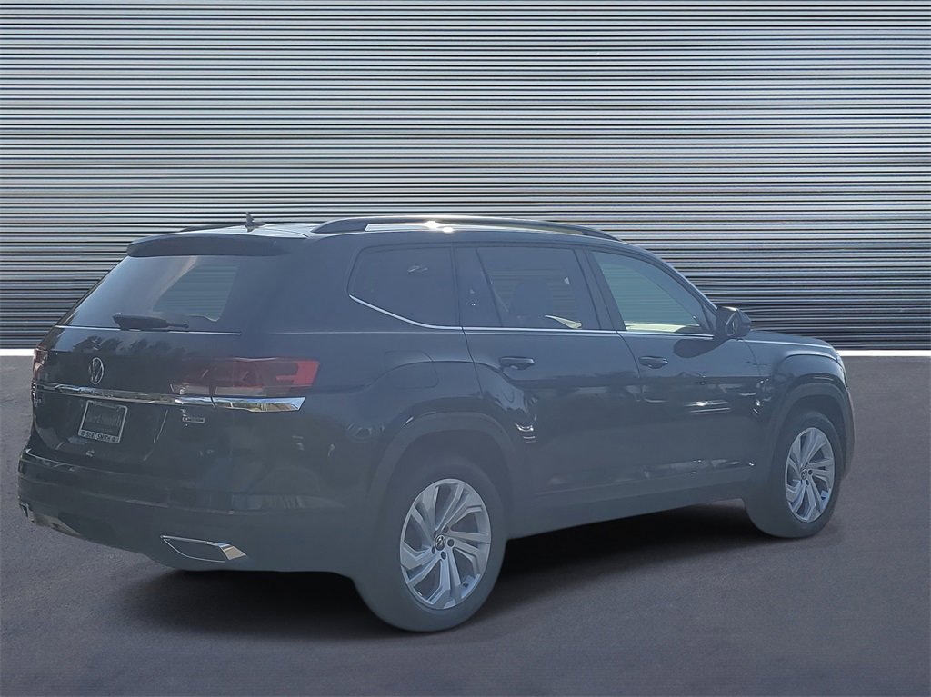 Used 2021 Volkswagen Atlas SE w/ Towing Package image 3