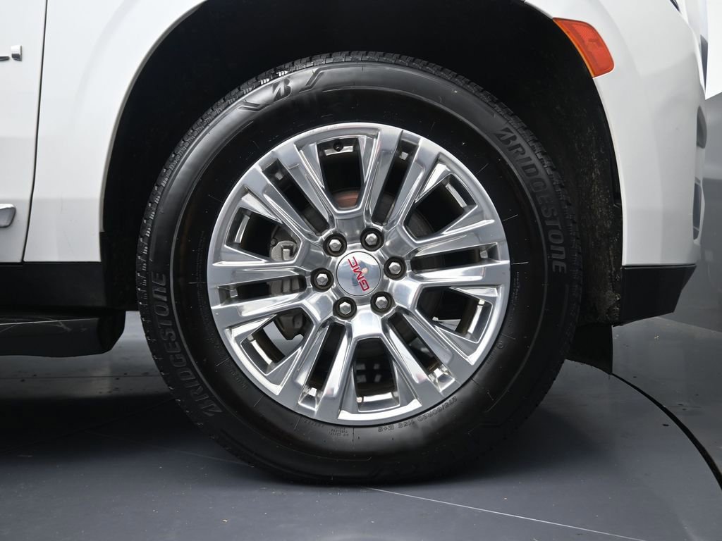 Used 2022 GMC Yukon XL Denali AWD/4WD image 5