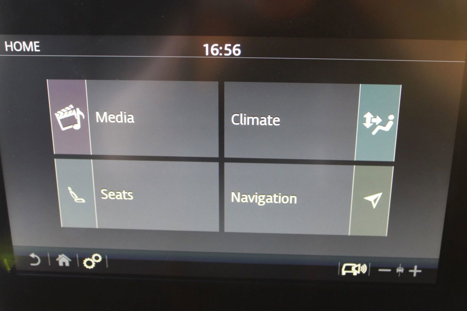 Used 2021 Land Rover Range Rover P525 Westminster Edition LWB image 36