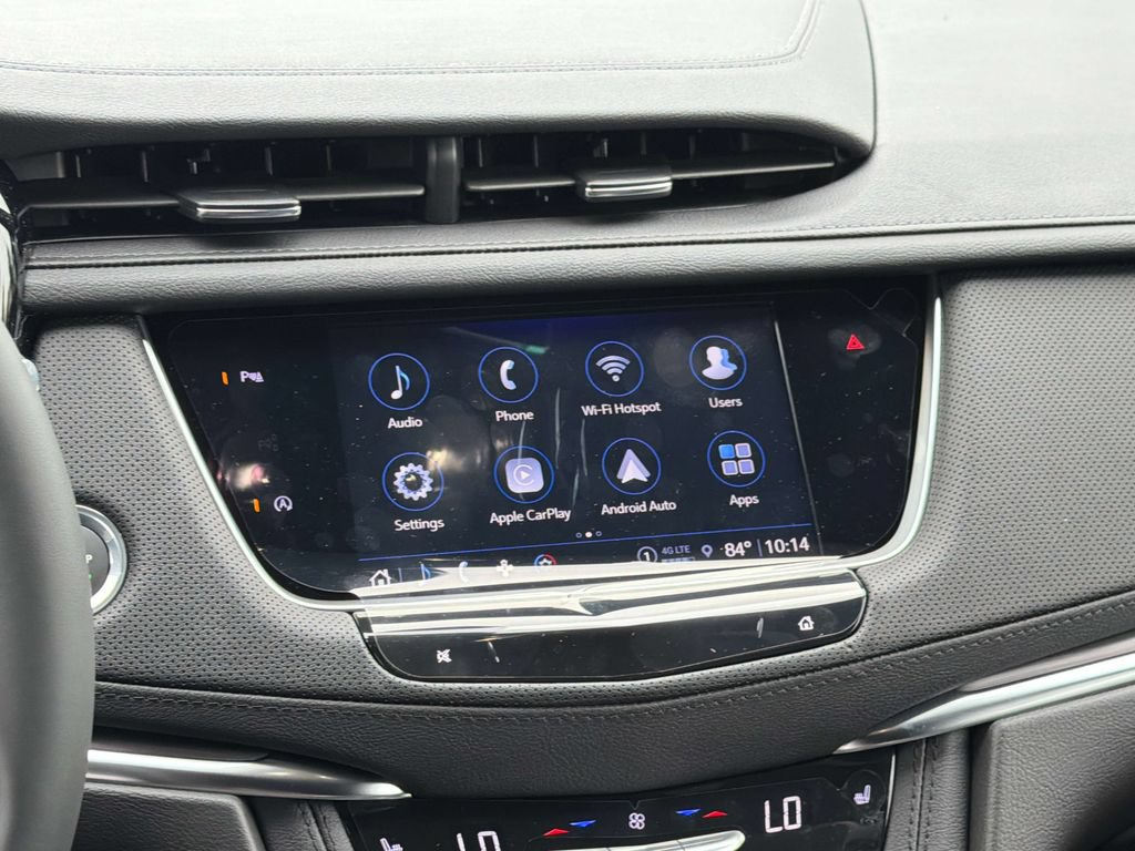 New 2026 Cadillac XT5 Luxury w/ LPO, ONYX Package FWD image 13