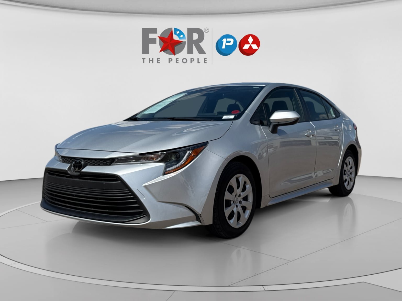 Used 2026 Toyota Corolla LE FWD image 2