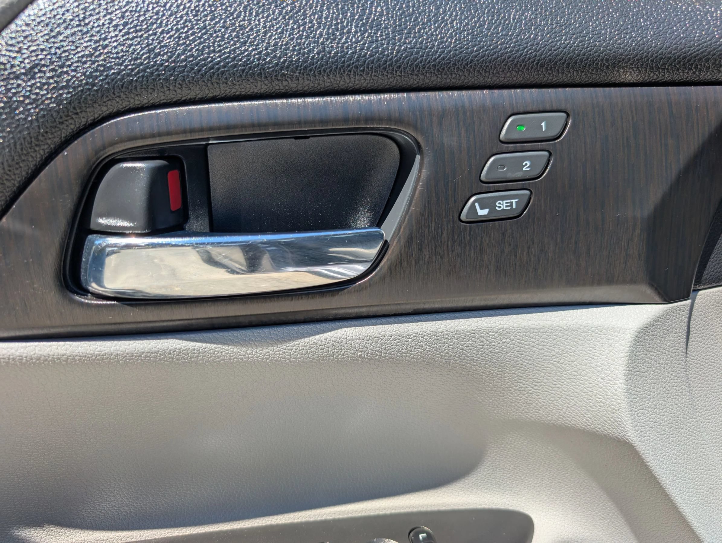 Used 2013 Honda Accord EX-L image 8