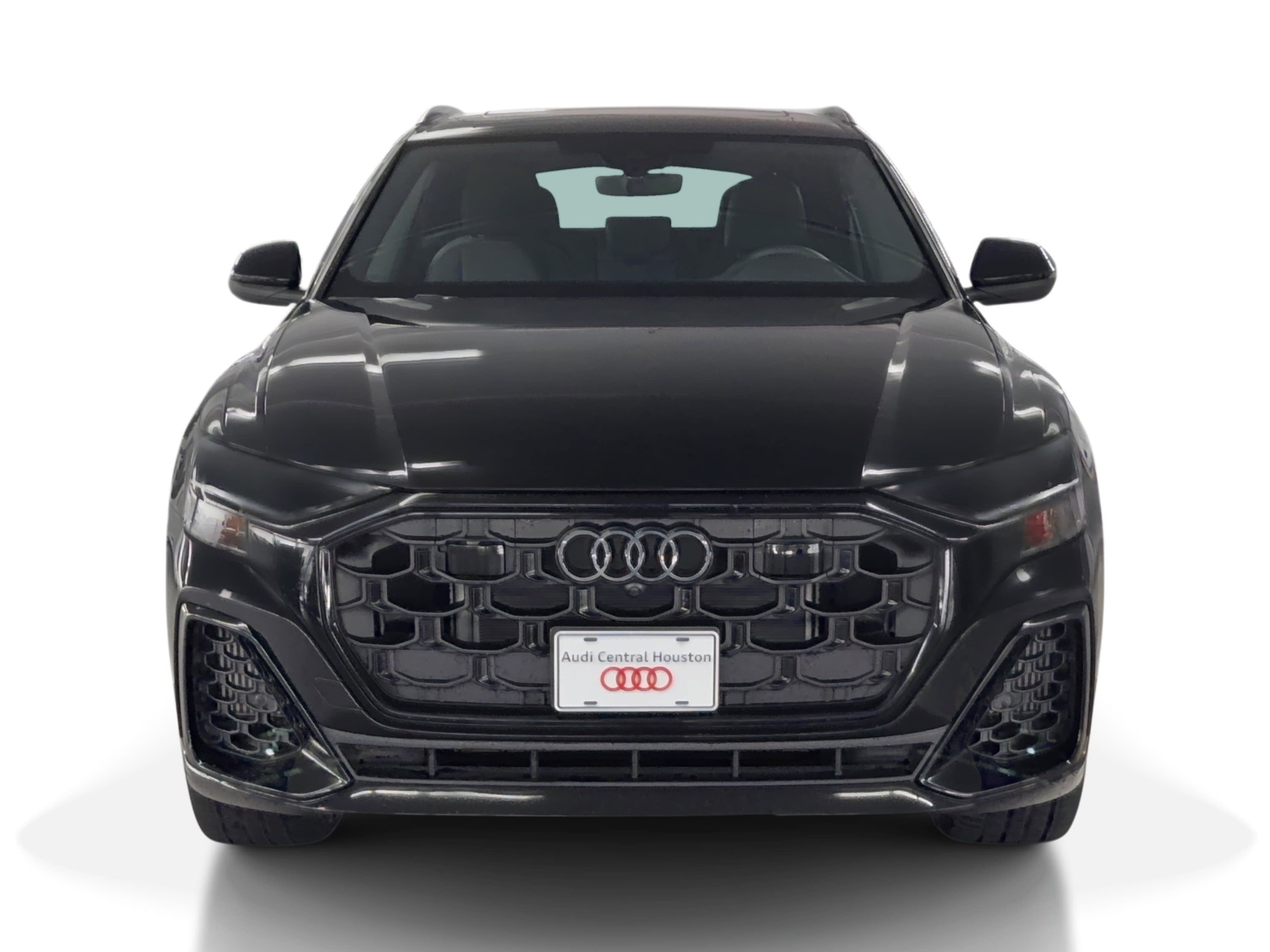 Used 2025 Audi Q8 Premium Plus image 6