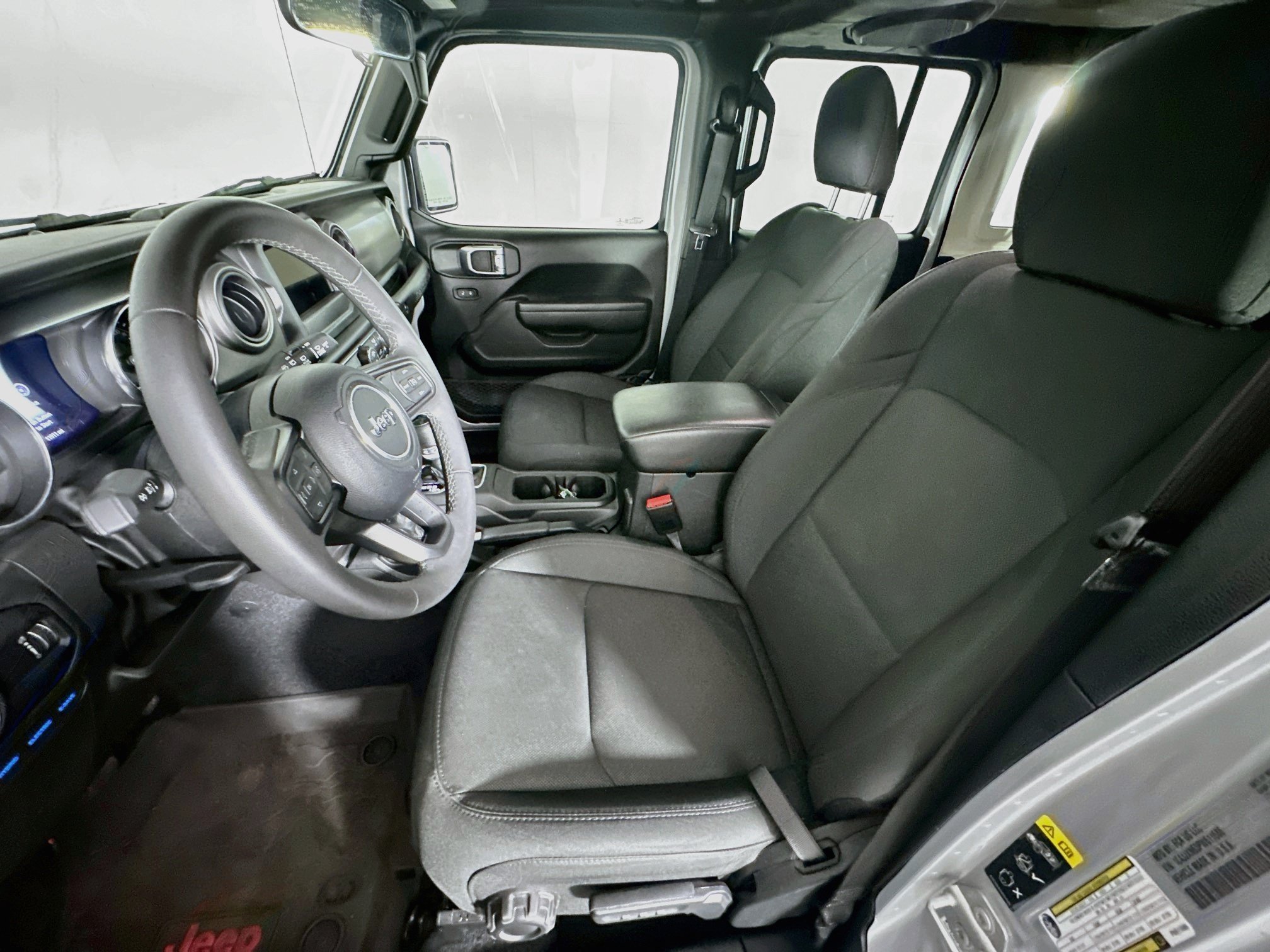 Used 2023 Jeep Wrangler Unlimited AWD/4WD image 13