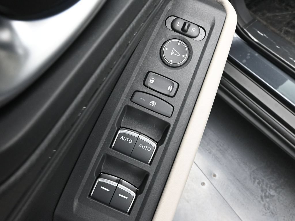 Used 2025 Honda Accord LX image 16