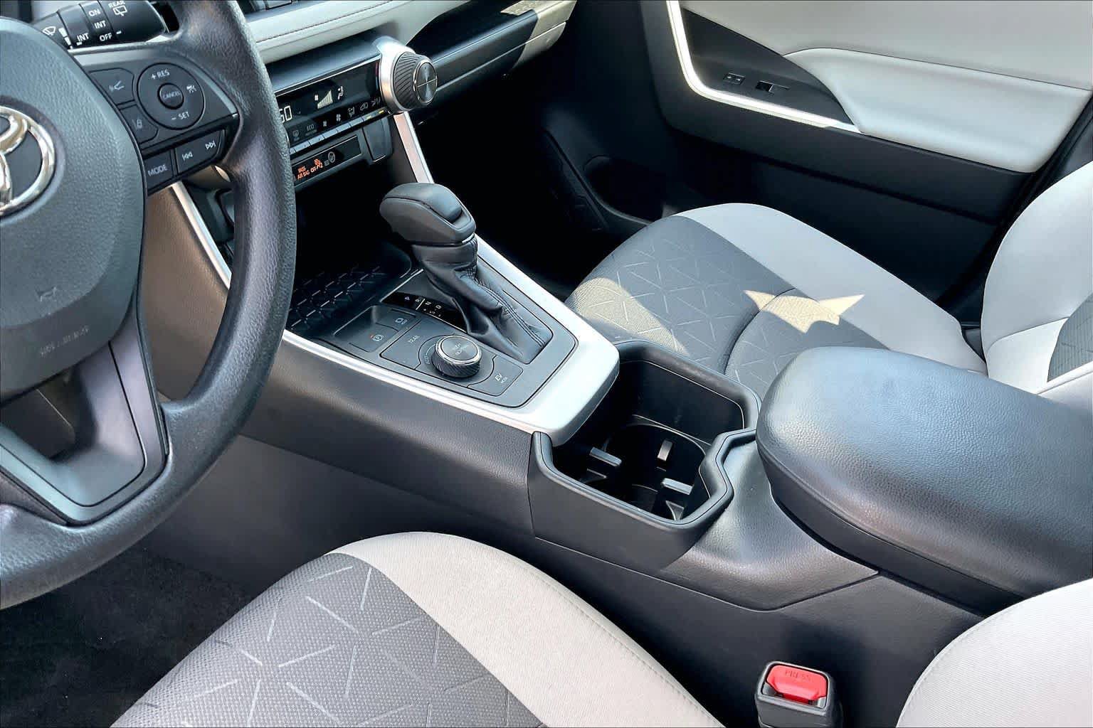 Used 2023 Toyota RAV4 XLE w/ Convenience Package AWD/4WD image 17