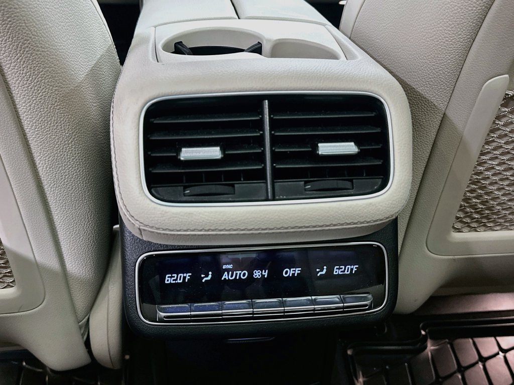 Used 2026 Mercedes-Benz GLS 450 4MATIC image 26