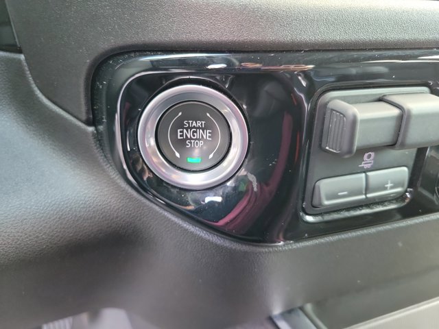 Used 2024 Chevrolet Silverado 1500 LTZ image 19