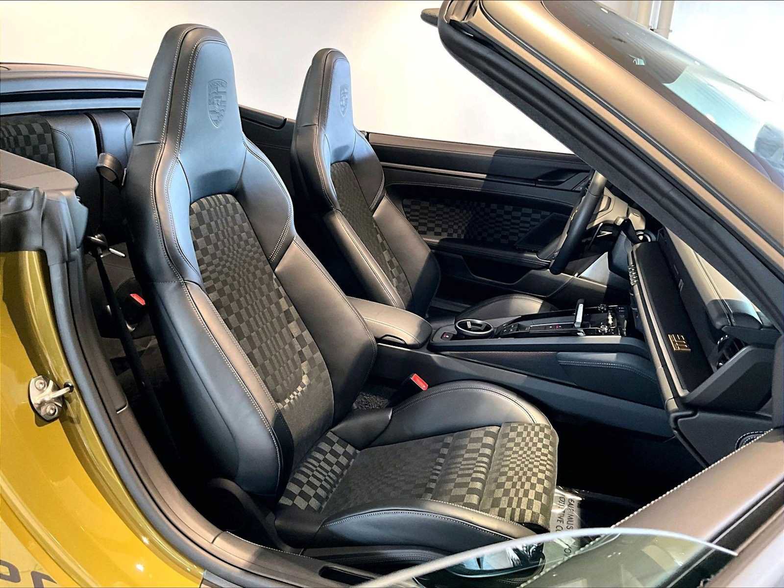 New 2026 Porsche 911 GTS image 19