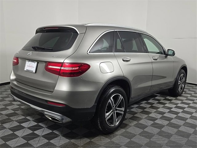 Used 2019 Mercedes-Benz GLC 300 4MATIC image 7