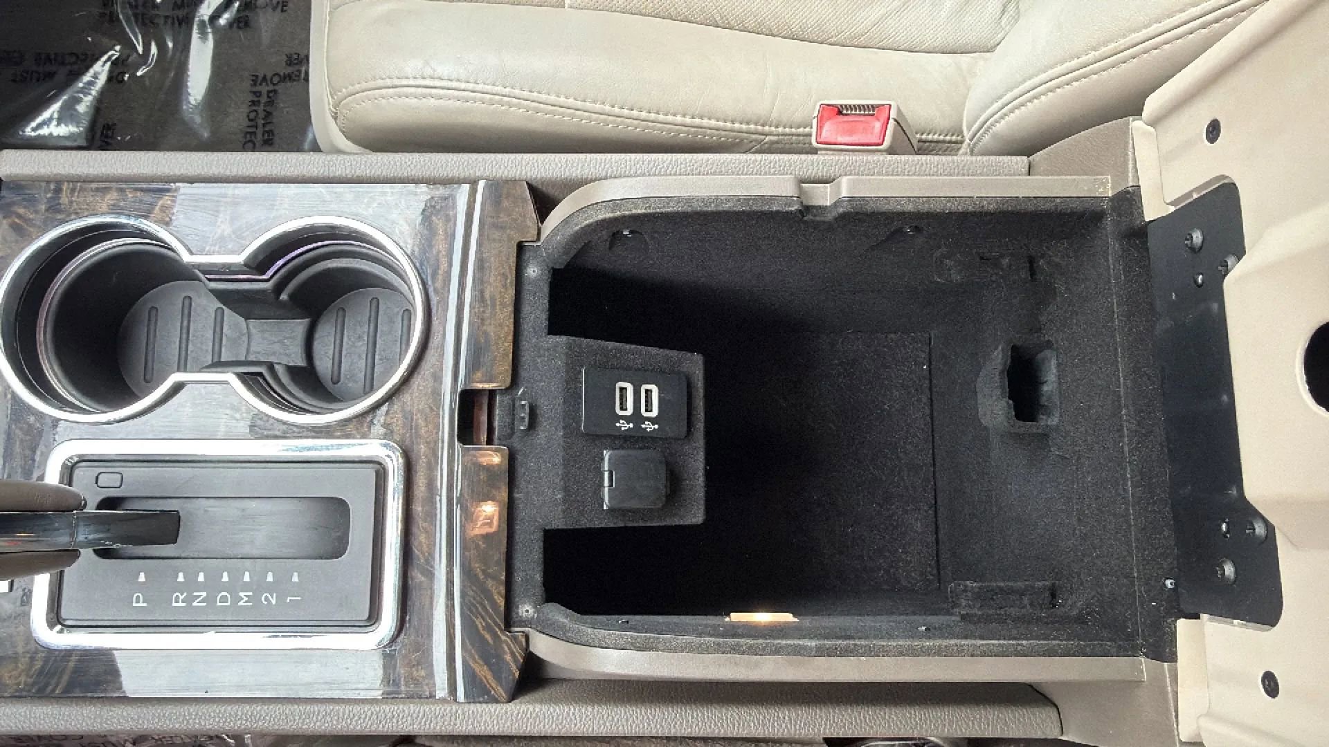 Used 2016 Lincoln Navigator Select image 27