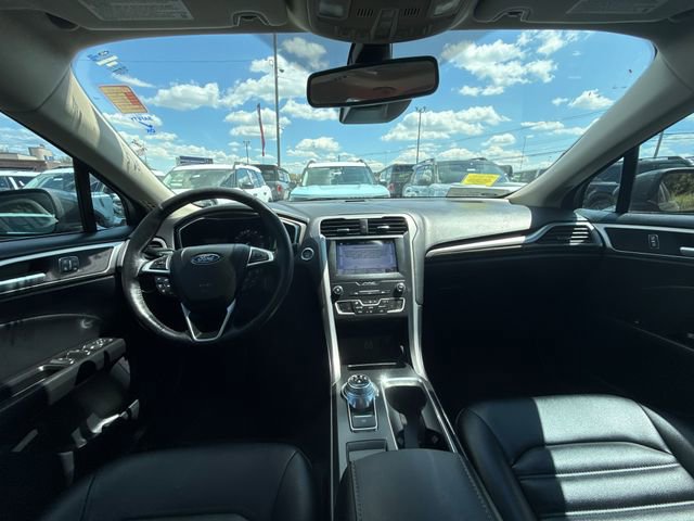 Certified 2019 Ford Fusion SEL FWD image 17