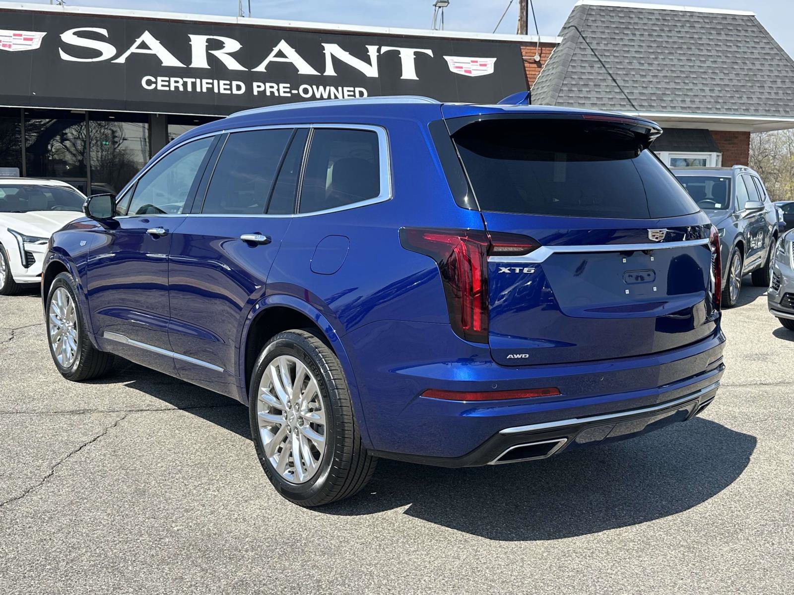 Certified 2023 Cadillac XT6 Premium Luxury image 7