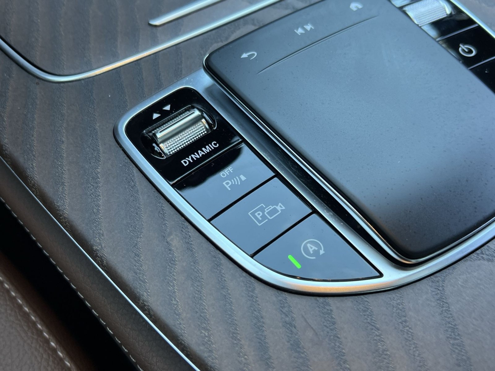 Used 2022 Mercedes-Benz E 350 4MATIC Sedan image 40