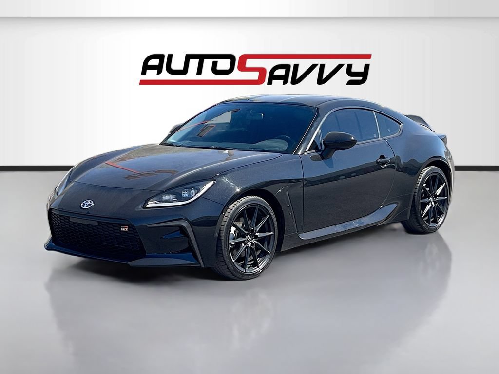 Used 2025 Toyota GR86 Premium w/ ALL Weather Mat Package (TMS) RWD image 3
