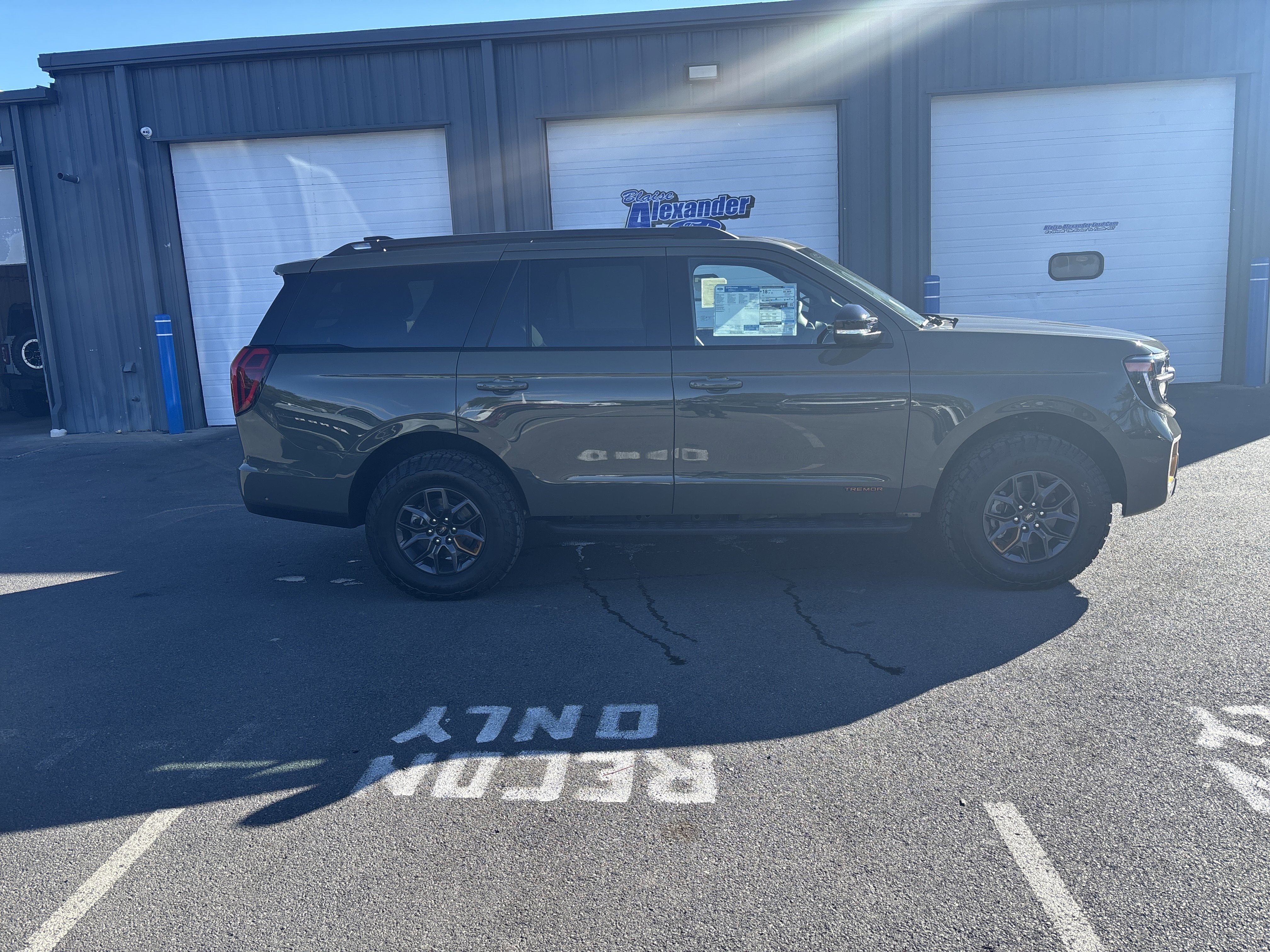 New 2025 Ford Expedition Tremor video 2