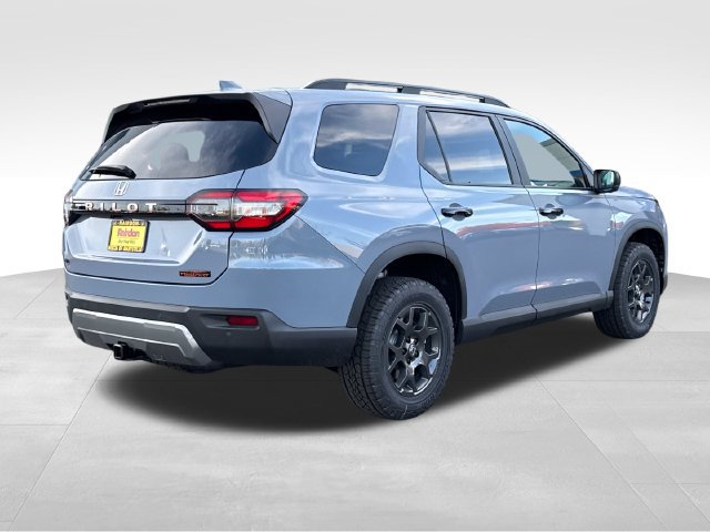 New 2026 Honda Pilot TrailSport image 7