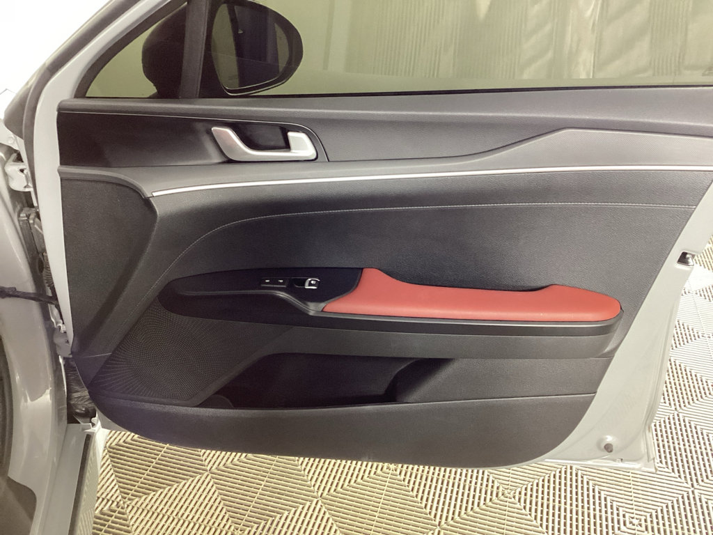 Used 2023 Kia K5 GT-Line w/ GT-Line Premium Package image 8