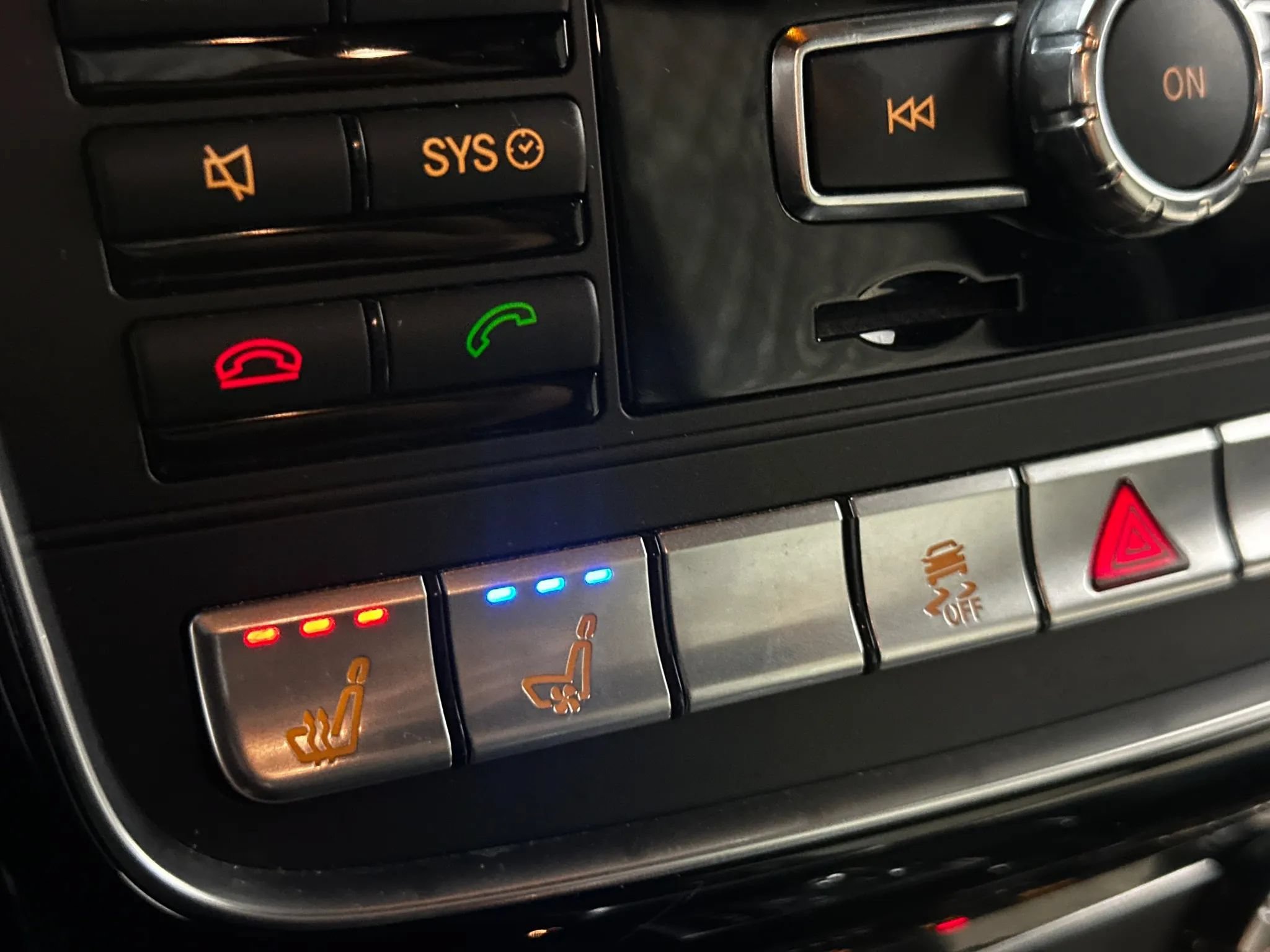 Used 2016 Mercedes-Benz G 65 AMG 4MATIC image 43