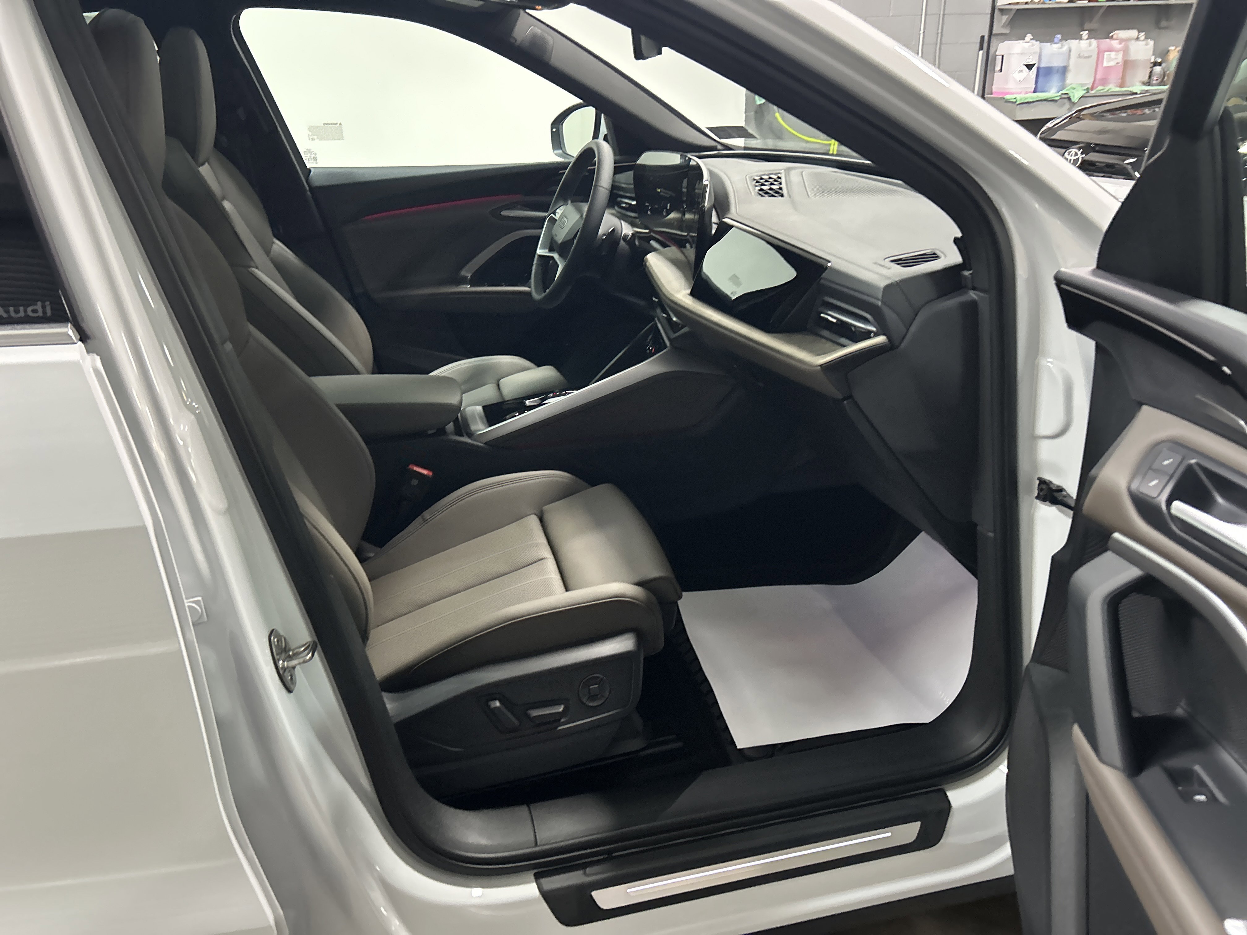 New 2025 Audi Q5 Premium Plus AWD/4WD image 36