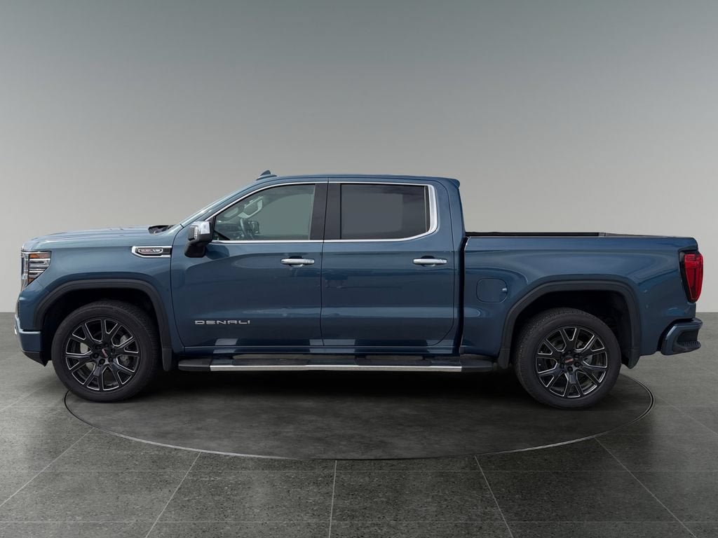 Used 2024 GMC Sierra 1500 Denali AWD/4WD image 5