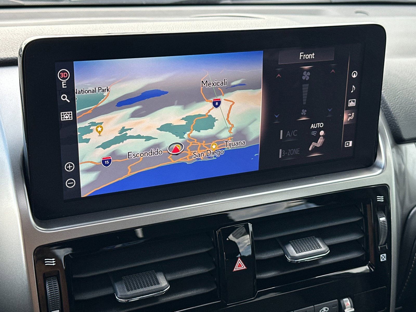 Used 2023 Lexus GX 460 Premium w/ Premium Package image 21