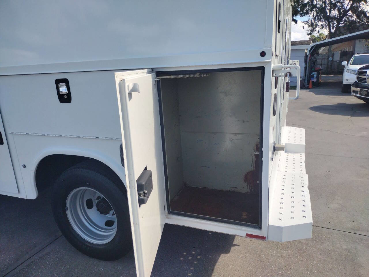 Used 2015 Ford F350 XL image 21