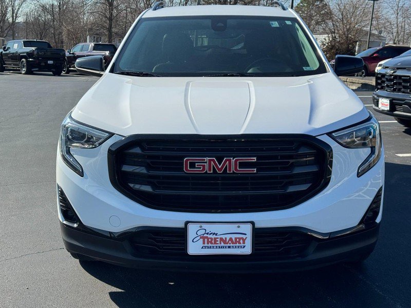 Used 2021 GMC Terrain SLT w/ Elevation Edition image 9