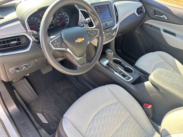 Used 2021 Chevrolet Equinox LS w/ LS Convenience Package image 17
