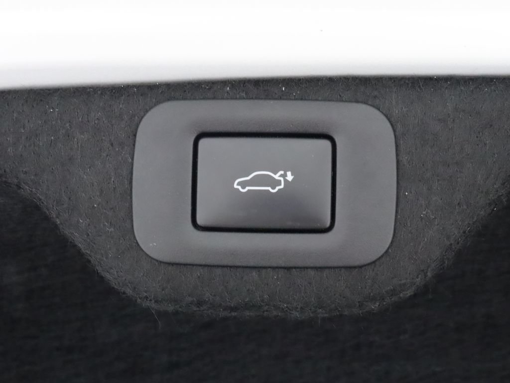 Used 2023 Lexus ES 350 Ultra Luxury w/ Accessory Package (Z2) FWD image 34
