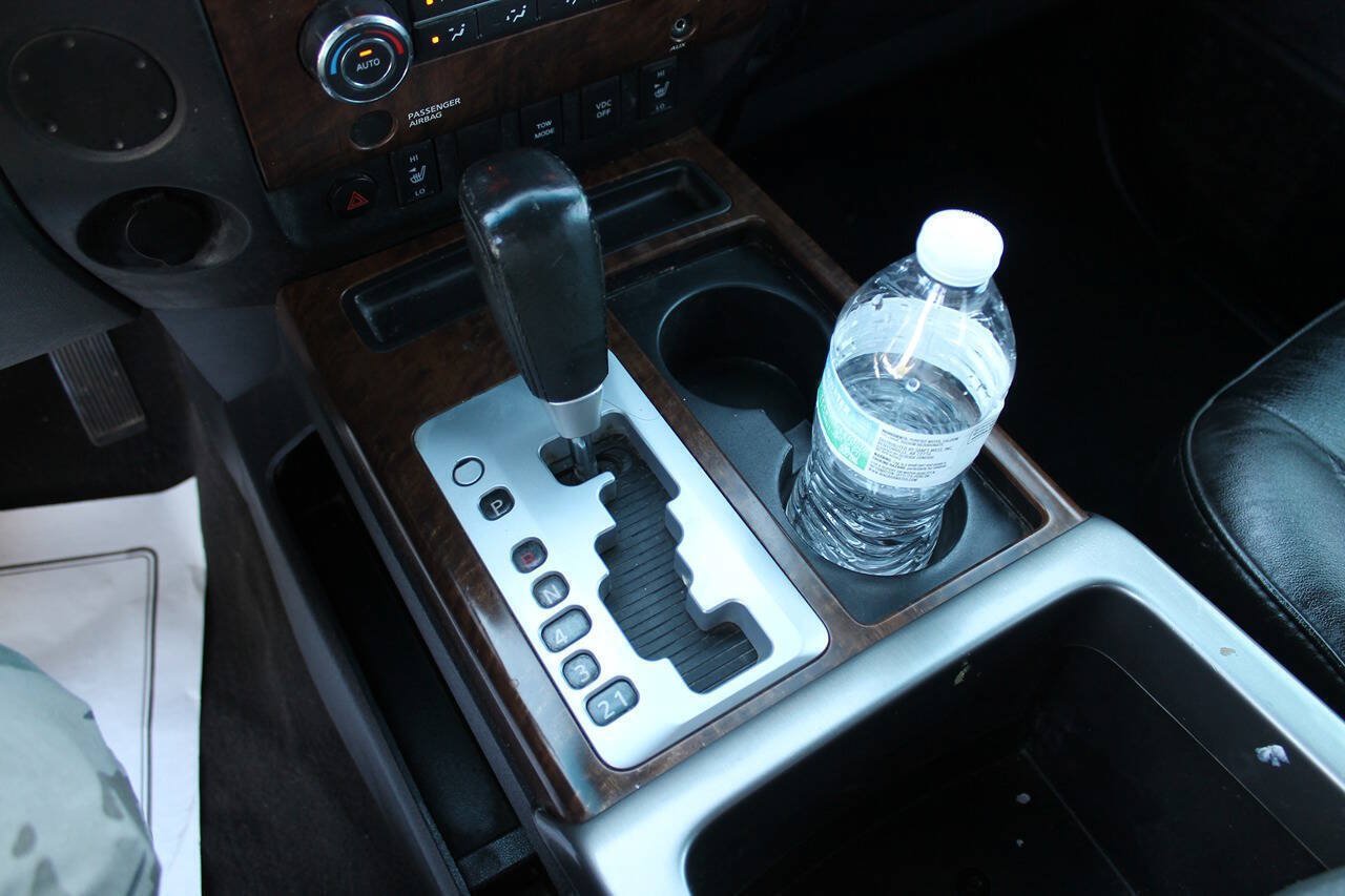 Used 2010 Nissan Titan LE w/ Technology Pkg RWD image 43