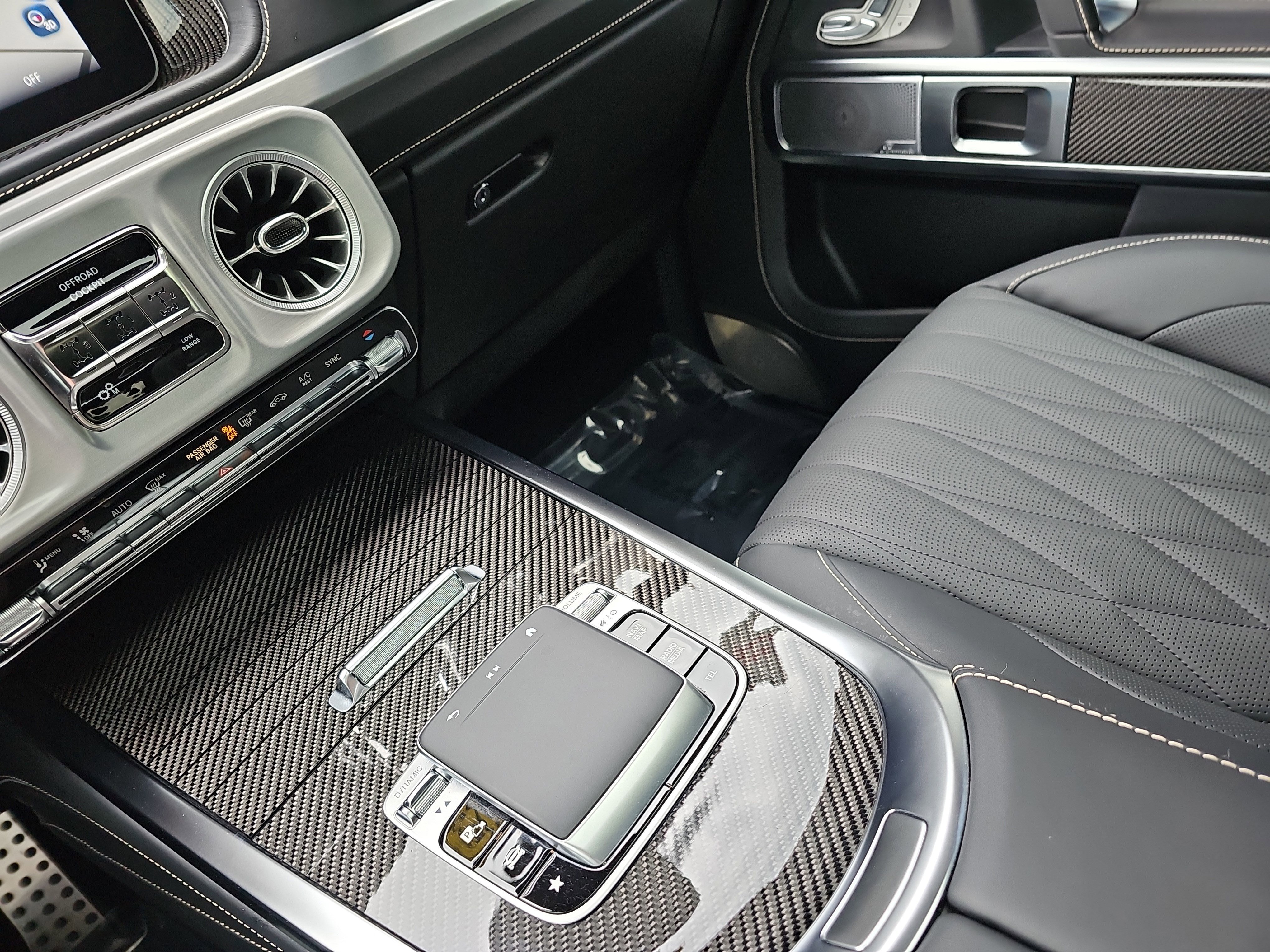 Certified 2025 Mercedes-Benz G 63 AMG 4MATIC image 27
