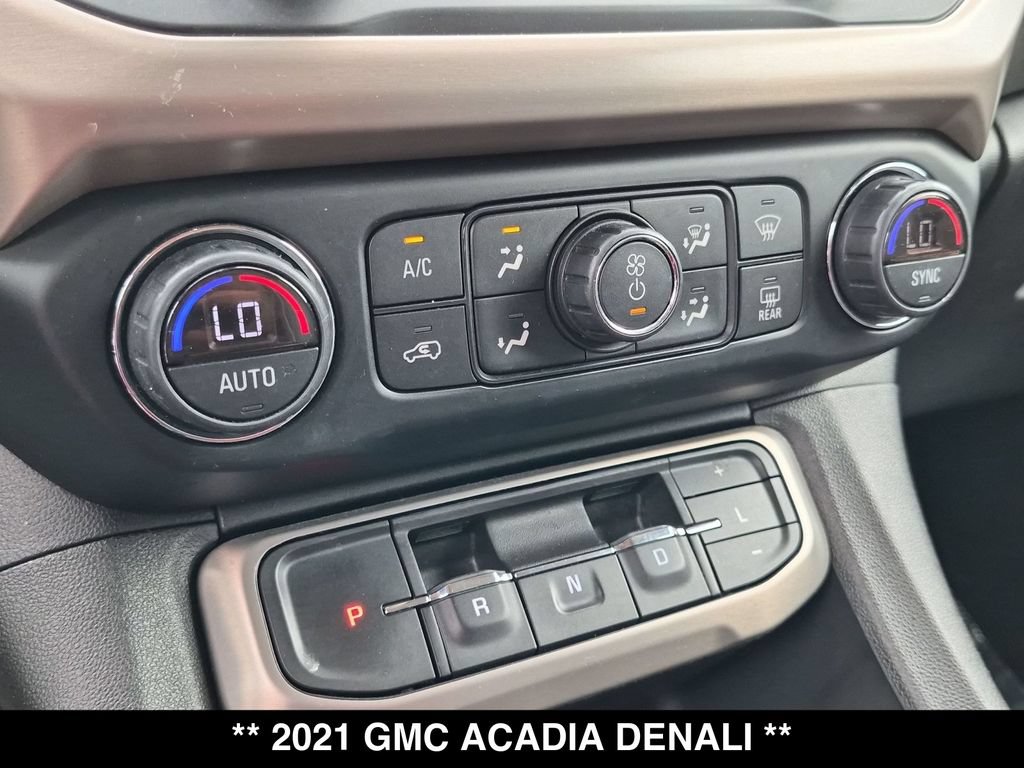 Used 2021 GMC Acadia Denali w/ Denali Ultimate Package AWD/4WD image 23