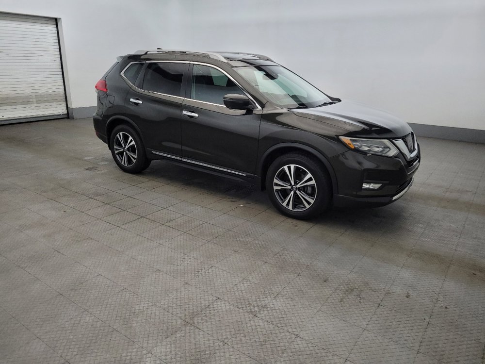 Used 2017 Nissan Rogue SL w/ SL Premium Package FWD image 11