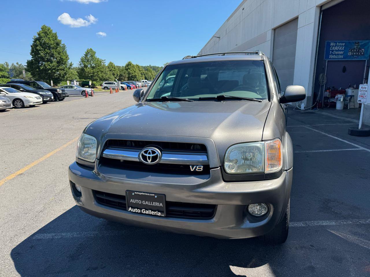 Used 2006 Toyota Sequoia SR5 AWD/4WD image 10