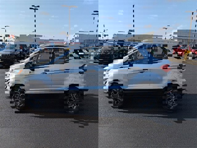 Used 2019 Ford EcoSport S image 4