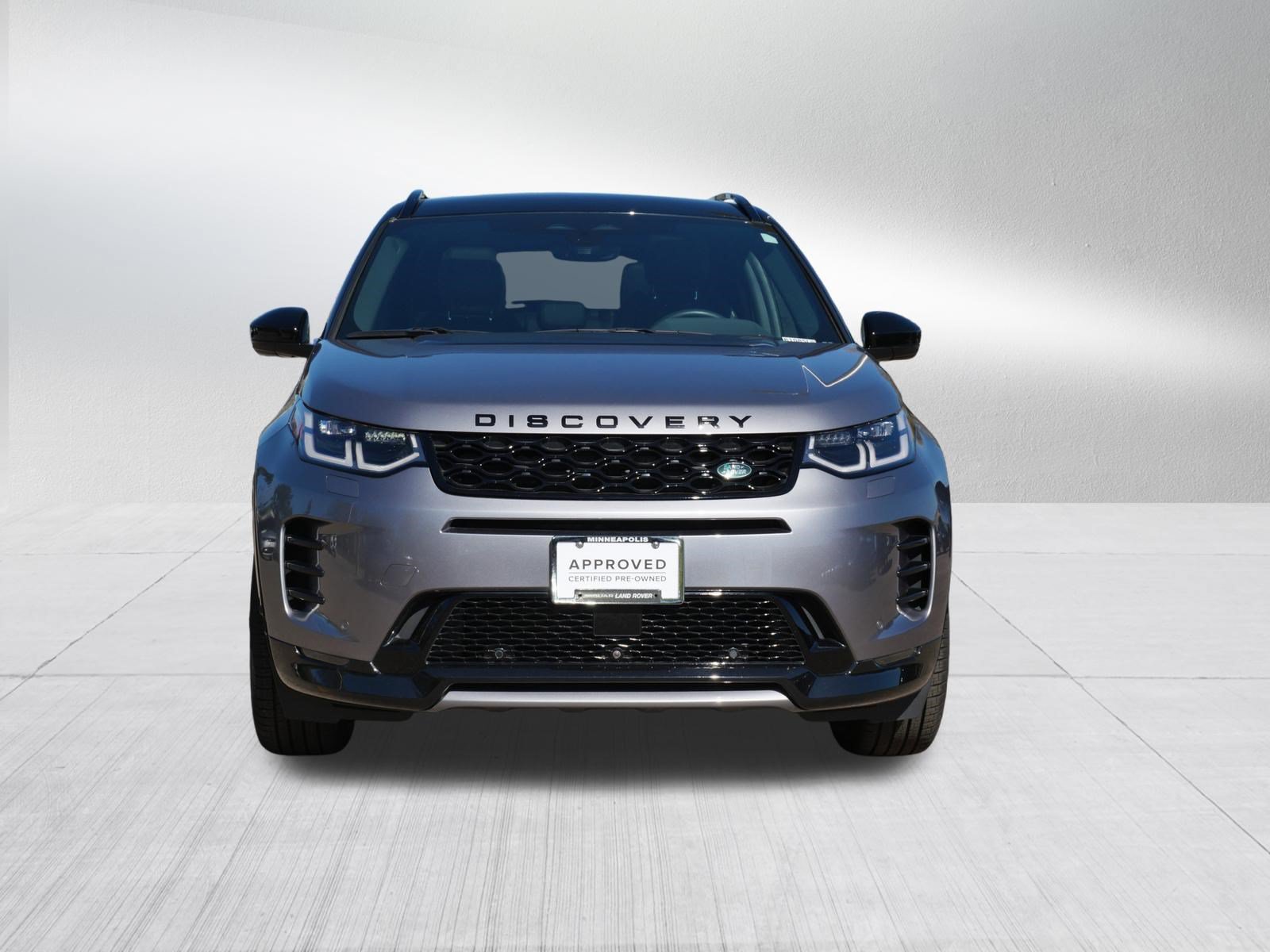 Used 2024 Land Rover Discovery Sport Dynamic SE AWD/4WD image 8
