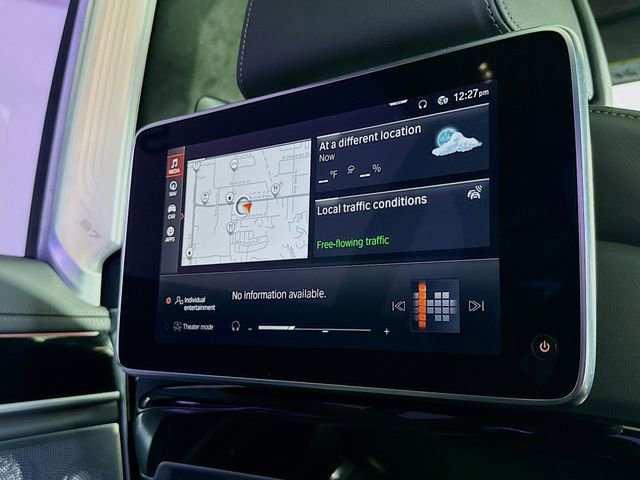 Used 2022 BMW ALPINA B7 xDrive ALPINA B7 xDrive w/ Luxury Rear Seating Package image 27