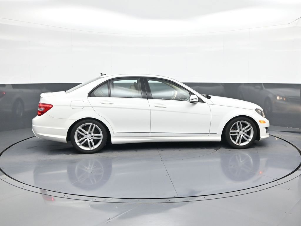 Used 2013 Mercedes-Benz C 250 Sedan image 8