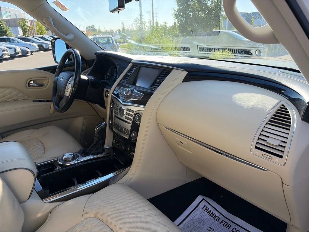 Used 2018 INFINITI QX80 4WD w/ Deluxe Technology Package image 14