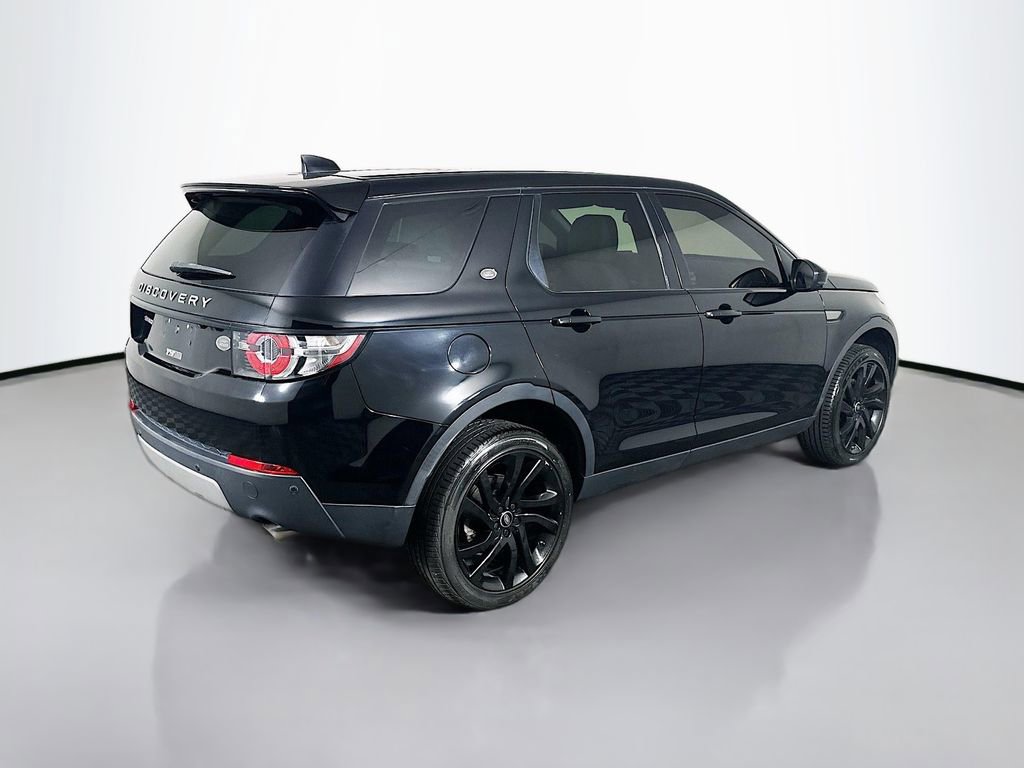 Used 2018 Land Rover Discovery Sport SE image 7