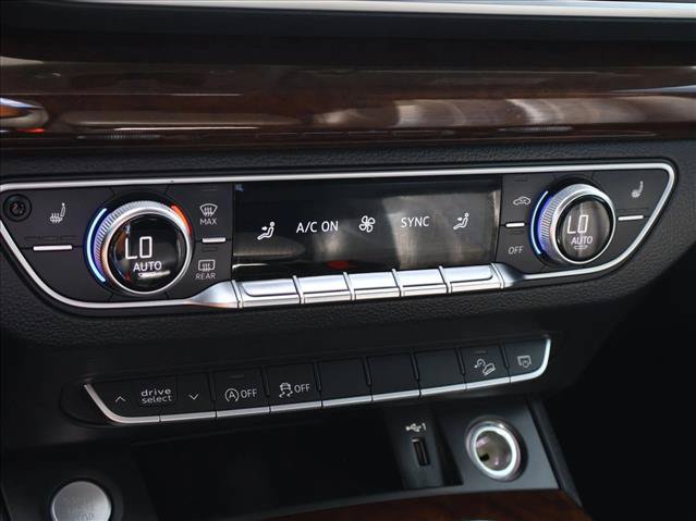 Used 2020 Audi Q5 2.0T Premium w/ Convenience Package AWD/4WD image 22