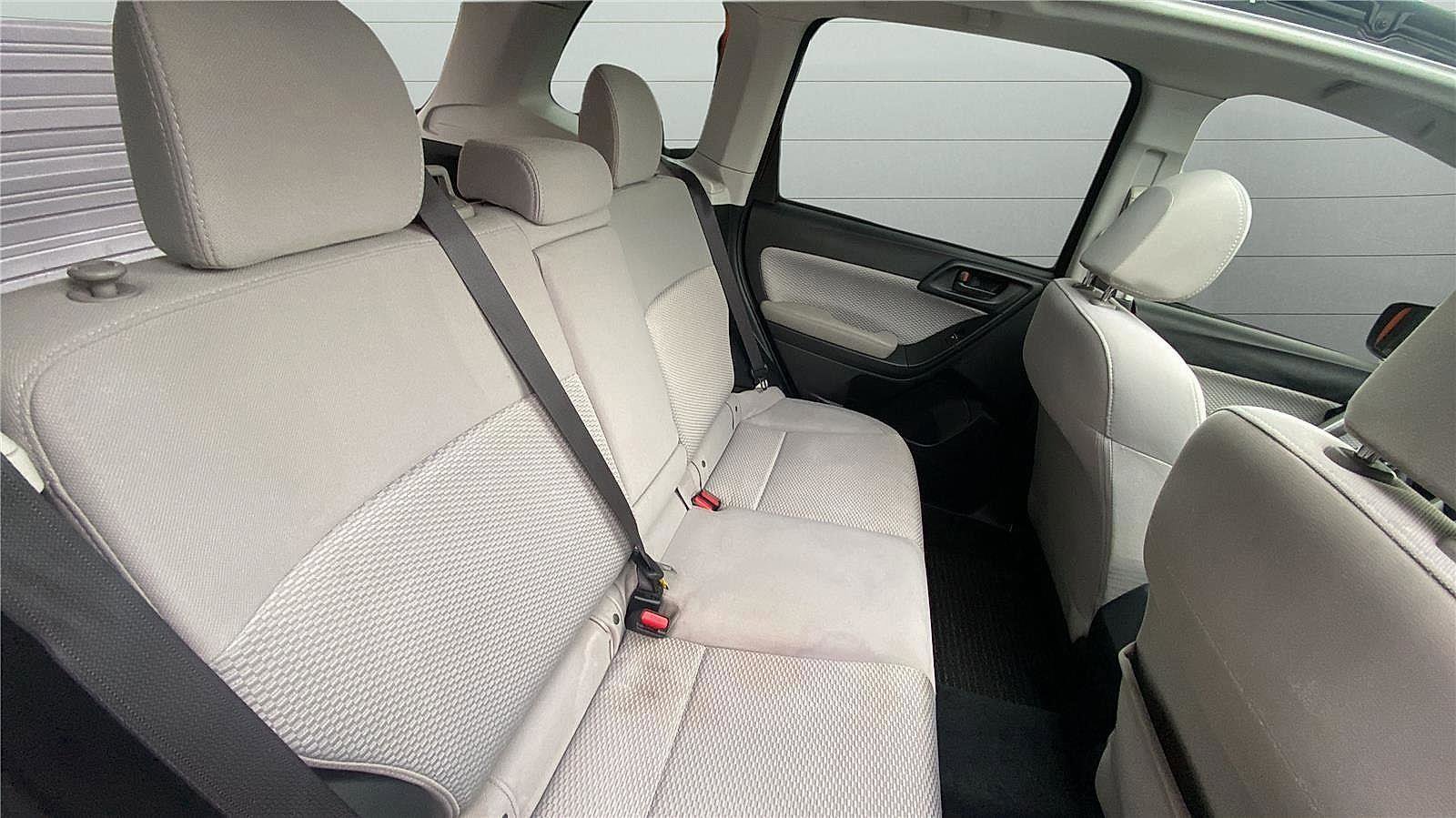 Used 2018 Subaru Forester 2.5i Premium image 18