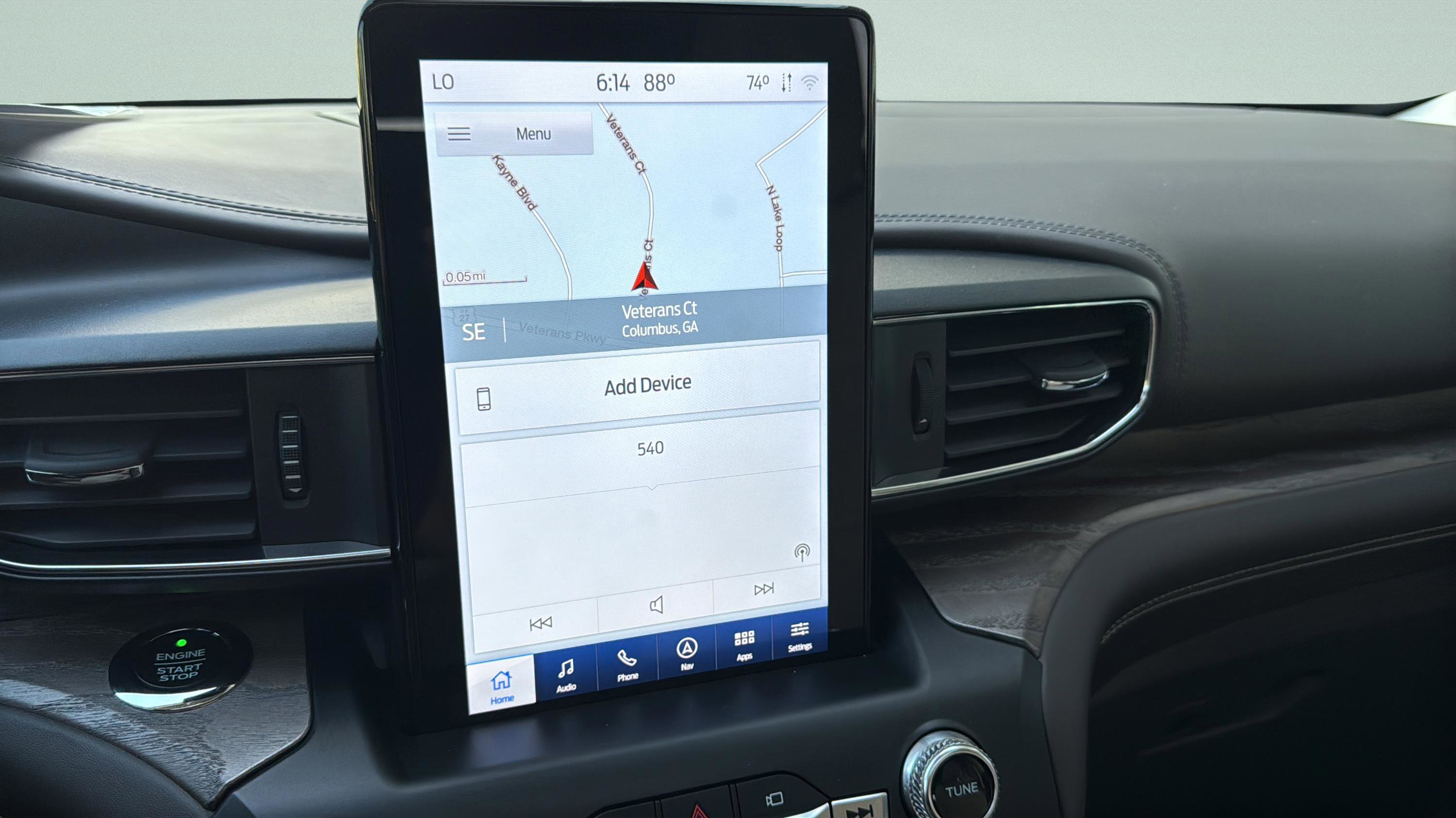 Used 2020 Ford Explorer Platinum w/ Premium Technology Package image 49