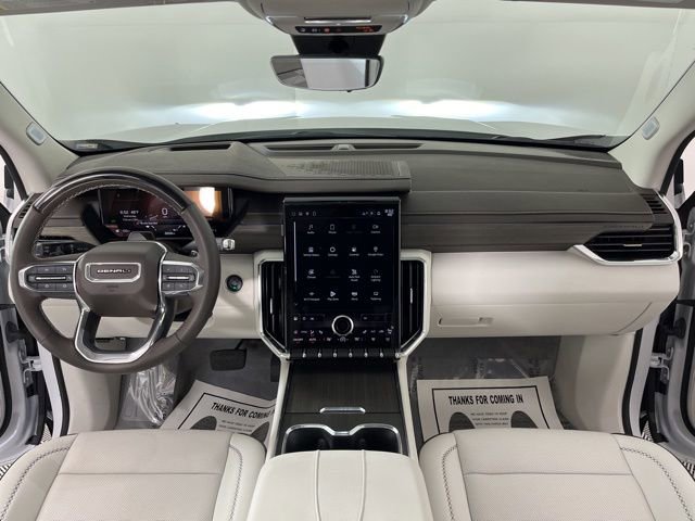 Used 2025 GMC Acadia Denali w/ Super Cruise Package image 39